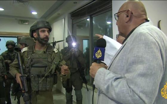 الجزيرة وفضاءات ميديا  الاحتلال يتهم الإعلام القطري بتجييش الحراك الطلابي في أمريكا وأوروبا