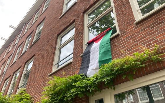 إدانة للشرطة الهولندية بعد اعتقالها صحفية غطّت تظاهرة داعمة لفلسطين