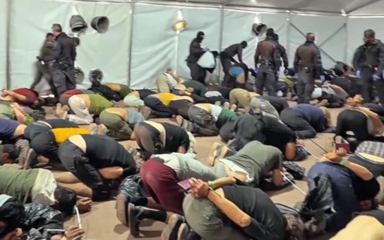 تلويح فرنسي بالقضاء.. نائبة من حزب الخضر تتهم "بن غفير" بالاعتداء على نشطاء أسطول الصمود