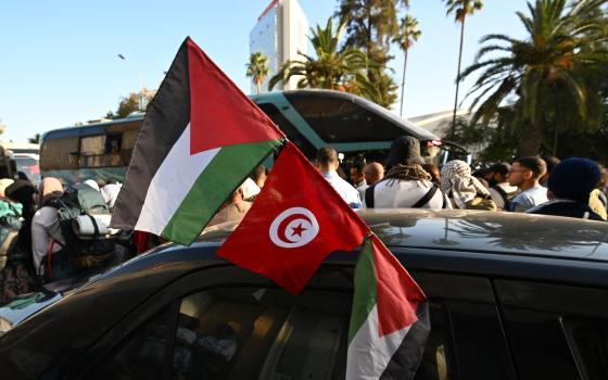 في طريقها إلى غزة.. القافلة العالمية الإغاثية تستعد للانطلاق نحو مدينة سرت
