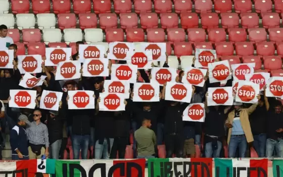 دعوات لتصعيد الاحتجاجات خلال كأس العالم ضد الولايات المتحدة وتواطؤ الفيفا