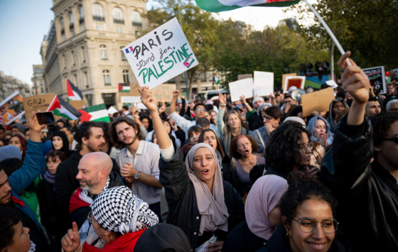 من إحدى المظاهرات في فرنسا والداعية لوقف الحرب في غزة