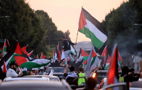 صورة لمظاهرة داعمة لفلسطين ولوقف الحرب في غزة