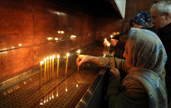 صورة مسيحيون يصلون من أجل غزة