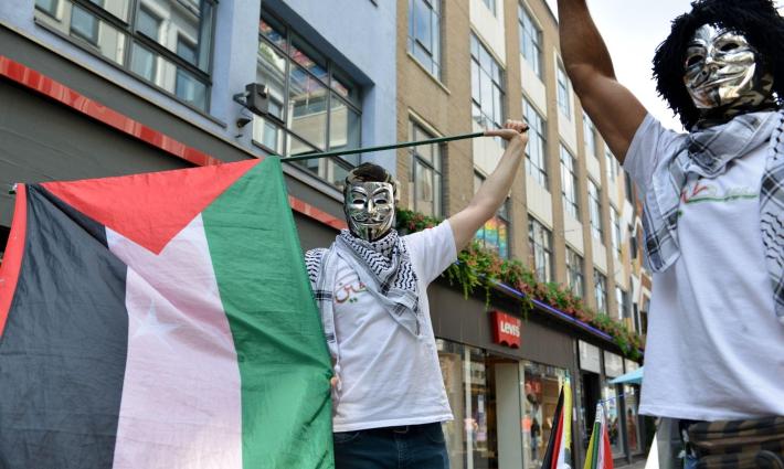 تغريدة سونيا نوكس حول محاكمة نشطاء داعمين للقضية الفلسطينية