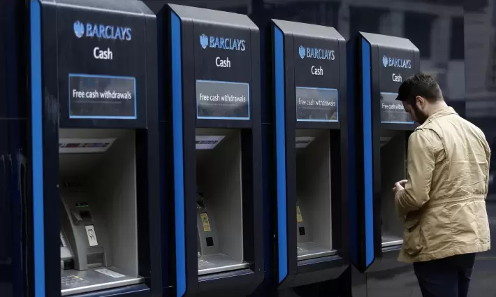 دعوة للعمل ضدّ أفرع بنك باركليز✊