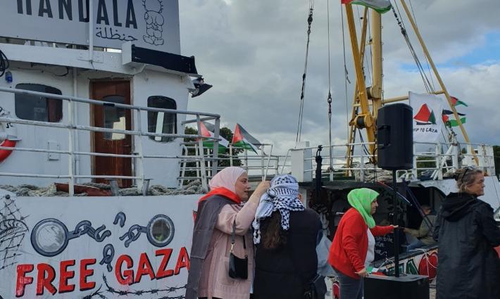 استقبال حاشد.. سفينة حنظلة التضامنية تصل هالمستاد السويدية👍🏼