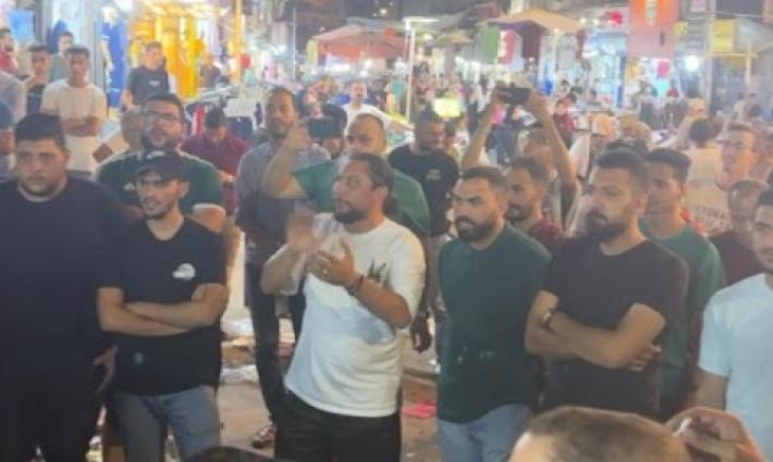 الجماهير تحتج أمام مقر النادي في مخيم الوحدات والمغرب يتسلّم نظام دفاعي من الاحتلال