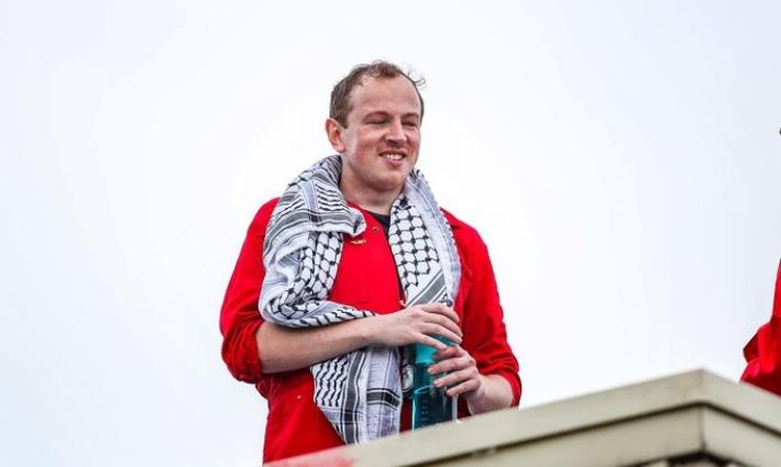 دعوات للإفراج عن مايك لينش بعد ستة أشهر من اعتقاله✊