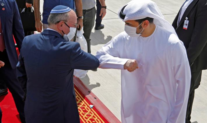 صحيفة "لوموند" تكشف تواطؤ إسرائيلي إماراتي لإنهاء الأونروا