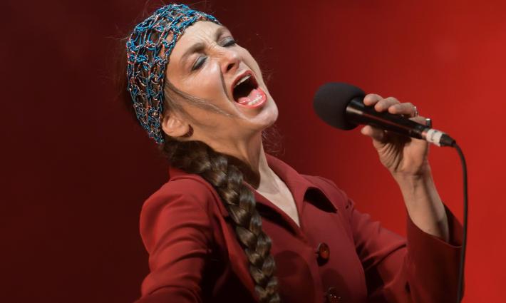 وقفة احتجاجية ضد إحياء الفنانة كاثرين رينجر لحفل في تل أبيب