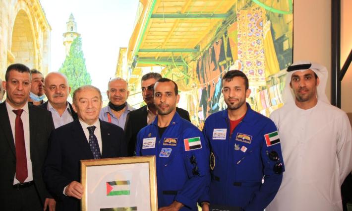 المنصوري يزور جناح فلسطين في إكسبو دبي التطبيعي بعد الجناح الإسرائيلي