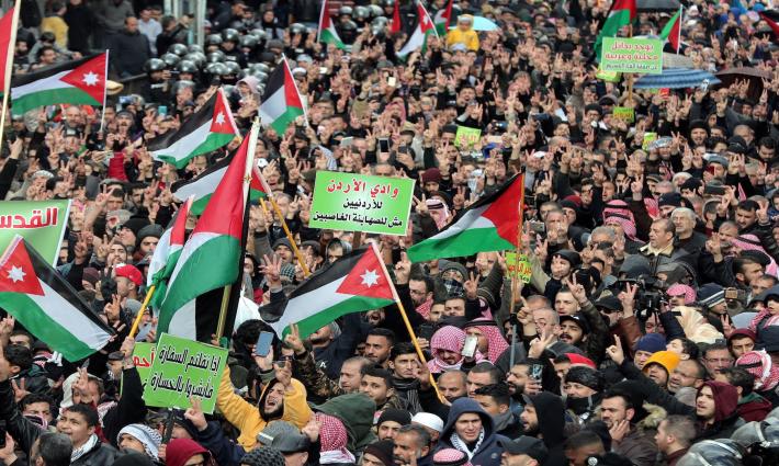 صفقة القرن أردنياً .. السياقات وخيارات المواجهة