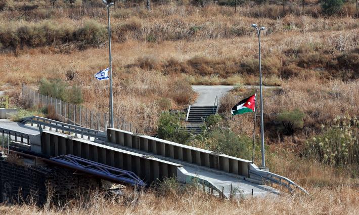 النقابات الأردنية ترفض إقامة مشروع "بوابة الأردن"