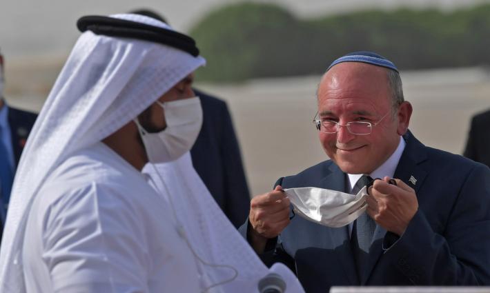 شركة إسرائيلية تنافس ضمن مناقصة لإضاءة شوارع أبو ظبي