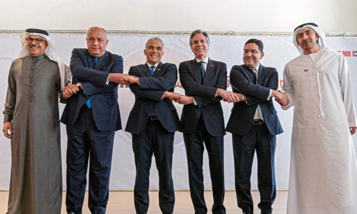 الاحتلال الإسرائيلي يعتزم عقد قمة مع زعماء دول عربية مطبعة