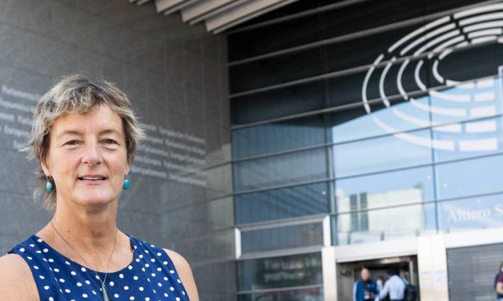 برلمانية أوروبية: لا يمكن الاستمرار بتجاهل انتهاكات "إسرائيل"