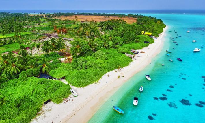 مساعٍ إسرائيلية لضم جزر المالديف والقمر لاتفاقيات التطبيع