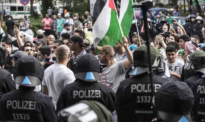 محكمة إسبانية ترفض اعتبار التضامن مع فلسطين "جريمة كراهية"