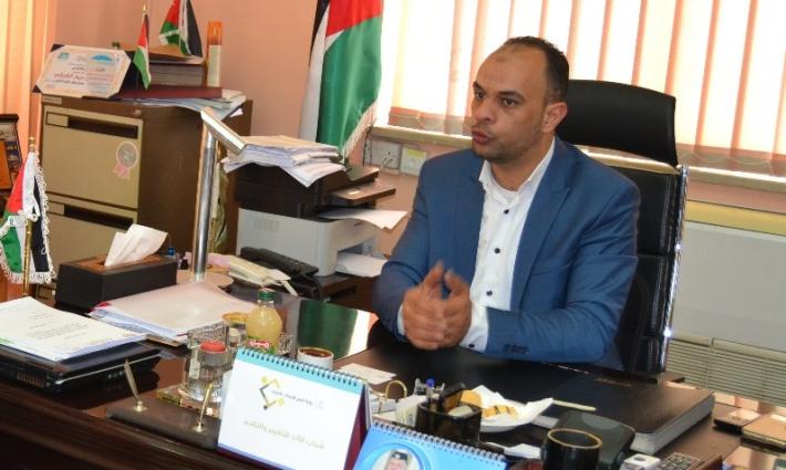 رئيس بلدية الكرك يعتبر مساعدة الإسرائيليين "عملاً إنسانيا"