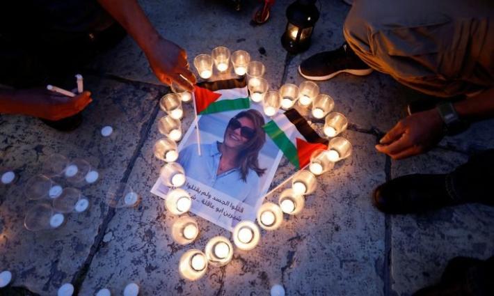 نائبان ديمقراطيان يطالبان “FBI” بالتحقيق في اغتيال أبو عاقلة