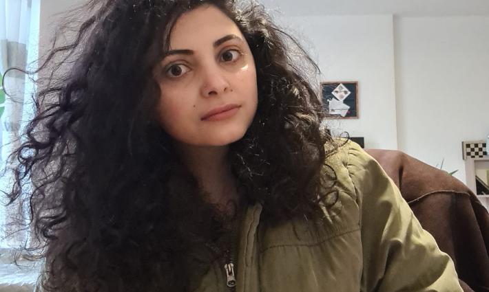 "دويتشه فيله" تفصل صحفية فلسطينية بزعم "معاداة السامية"