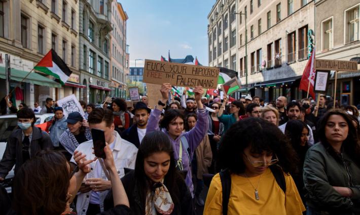 الشرطة الألمانية تقمع المشاركين في فعاليات مناصرة لفلسطين