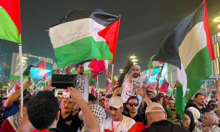 دعوات للهتاف لصالح فلسطين في الدقيقة 48 من كل مباراة في كأس العالم.. وانطلاق أول رحلة مباشرة من كيان الاحتلال إلى قطر بسبب كأس العالم