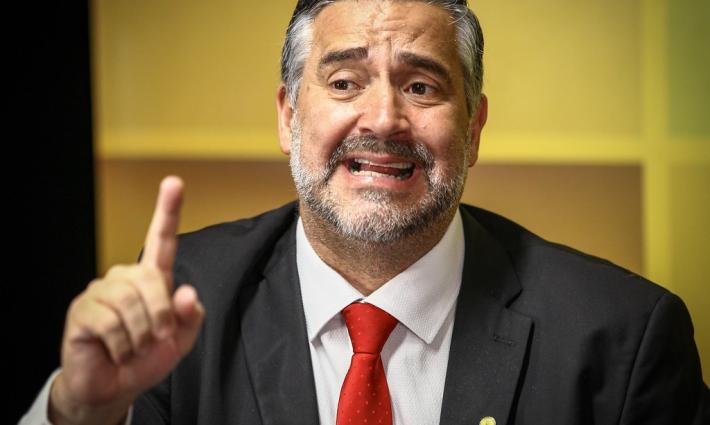 برلماني برازيلي يندد بالعدوان الإسرائيلي على الشعب الفلسطيني