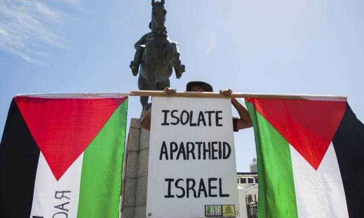 صحيفة دنماركية تدعو دول العالم لمواصلة مقاطعة التجارة مع الاحتلال