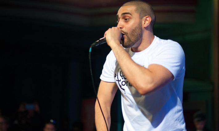 مغني الراب “لوكي”: الحملة الإسرائيلية ضدي دليل على عدالة القضية الفلسطينية