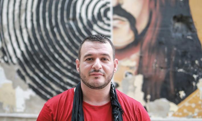 حملة تضامن مع المصور حسام سالم بعد خسارة عمله بزعم معاداة السامية