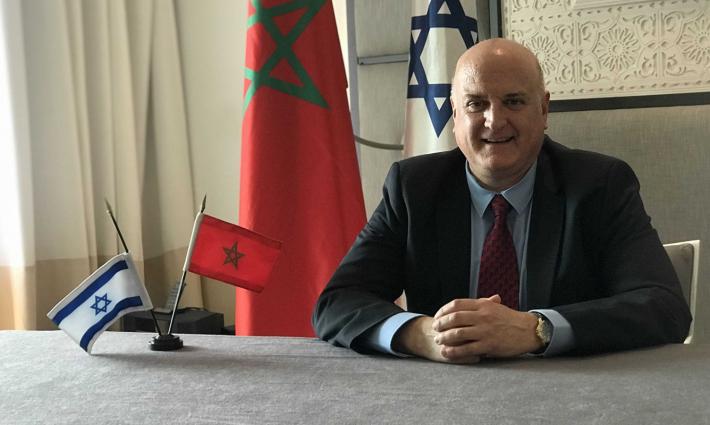 الاحتلال يستدعي ممثله لدى المغرب للتحقيق معه بقضايا فساد وتحرش