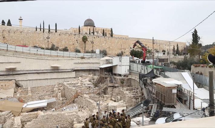 أوقاف القدس تحذر من حفريات إسرائيلية تحت أسوار الأقصى