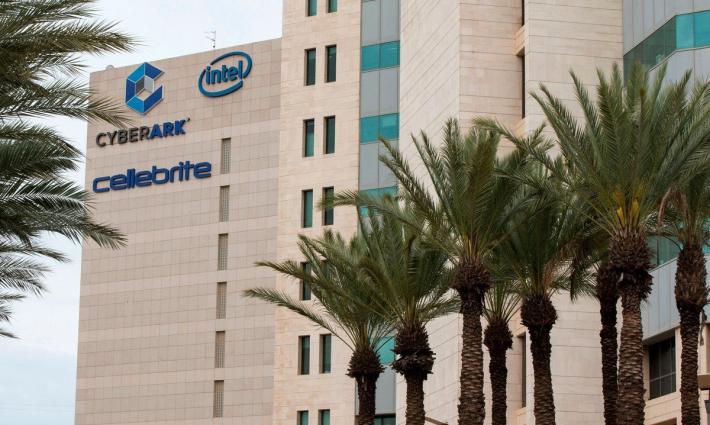 فيتنام تشتري برامج تجسس إسرائيلية لقمع المعارضة