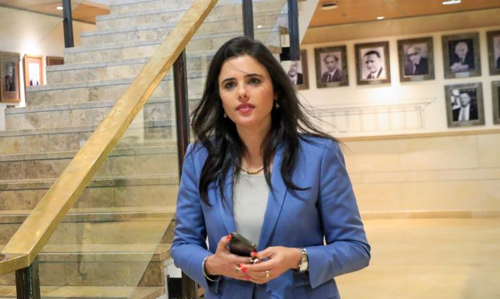 وزيرة داخلية الاحتلال شاكيد تبدأ زيارة للإمارات