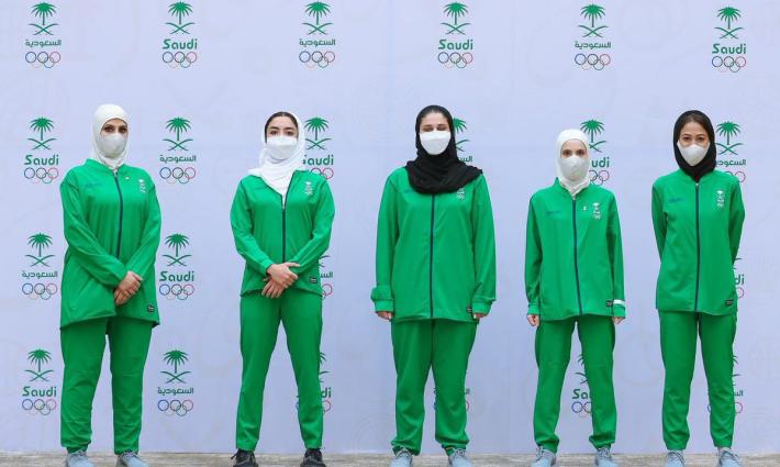 دعوات لـ لاعبة سعودية بالانسحاب من أولمبياد طوكيو