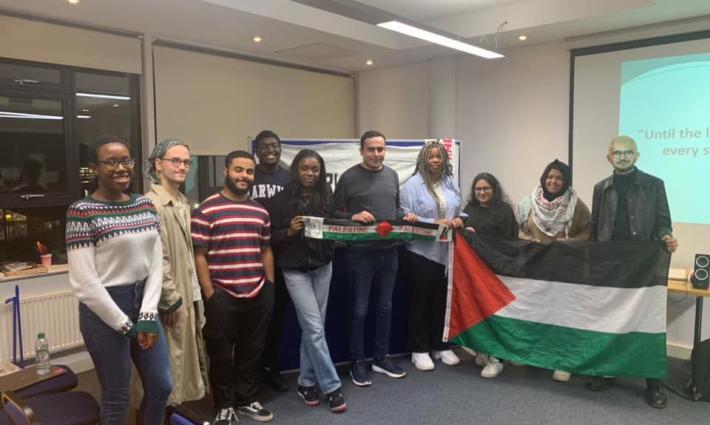 الحملة الفلسطينية تشيد بالاحتجاج ضد تعامل جامعة ووريك مع شركات داعمة للاحتلال الإسرائيلي