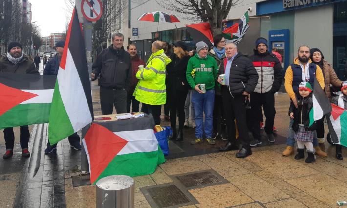 وقفة احتجاجية ضد صفقة القرن في مدينة ليميرك الأيرلندية