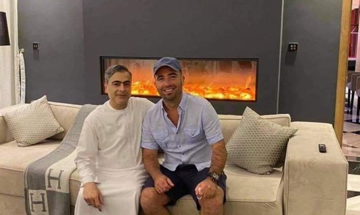 فنان إسرائيلي يزور الإمارات بدعوة من أحد الأمراء