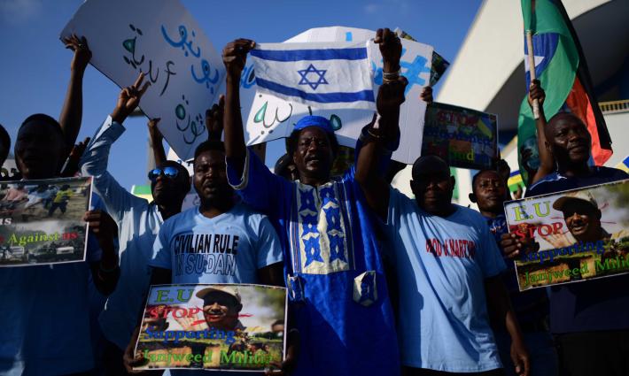 الاحتلال يمنح الإقامة المؤقتة لأكثر من 2000 لاجئ سوداني