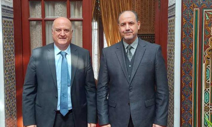 رئيس مكتب الاتصال الإسرائيلي يلتقي بمسؤول رابطة العلماء في المغرب