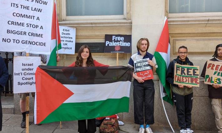 الإفراج بكفالة عن نشطاء حركة فلسطين في بريطانيا مع تحديد موعد لمحاكمتهم