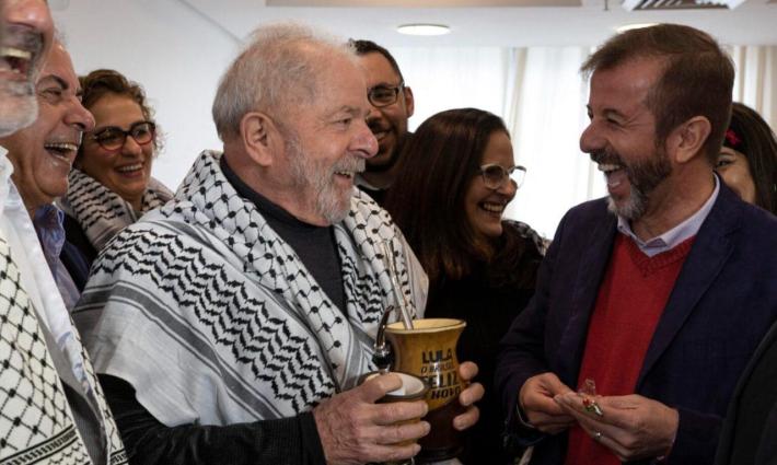 لولا دا سيلفا الداعم لفلسطين يفوز بانتخابات رئاسة البرازيل