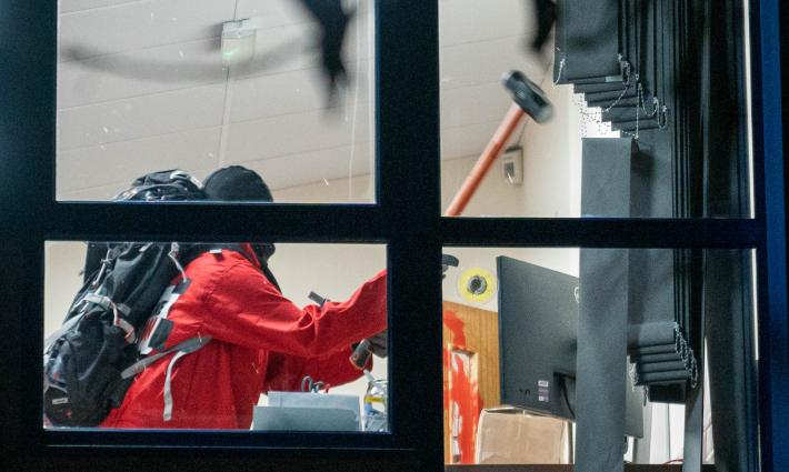 حركة فلسطين تستهدف شركة "Teledyne" الداعمة للاحتلال