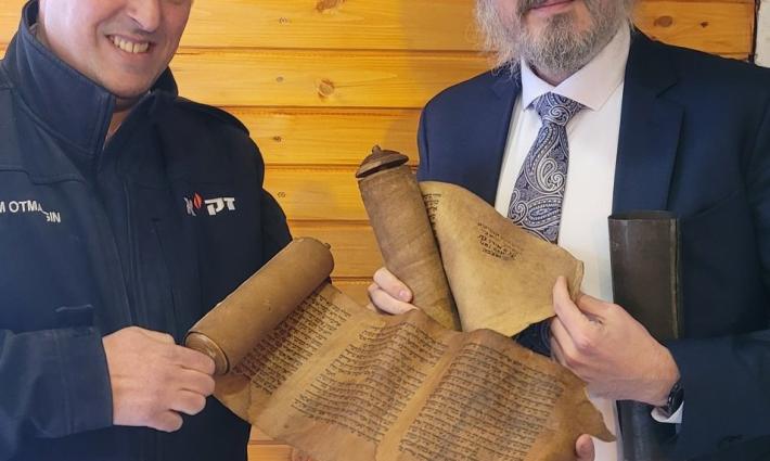 فضيحة مدوية.. فريق الإنقاذ الإسرائيلي سرق مخطوطة أثرية خلال مهمته في تركيا ?