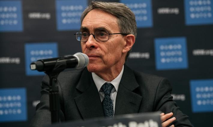 حركة المقاطعة: هارفارد تنحني بشكل مخجل لمن يحمون الفصل العنصري ??