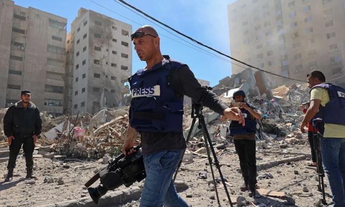 12 انتهاكًا إسرائيليًا ضد الصحفيين خلال العدوان على غزة