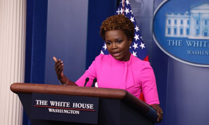 هجوم على السكرتيرة الصحفية للرئيس بايدن بسبب انتقادها لـ AIPAC