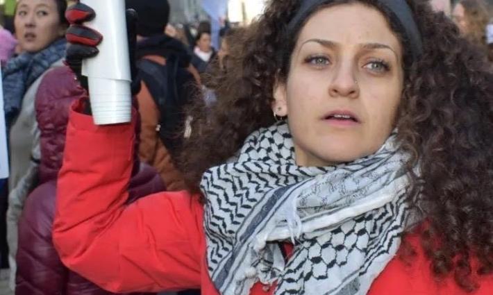 النشرة - دعوات لمقاطعة مبادرة للمنتدى الاقتصادي العالمي.. وحملة دعم للأكاديمية لارا شيحي